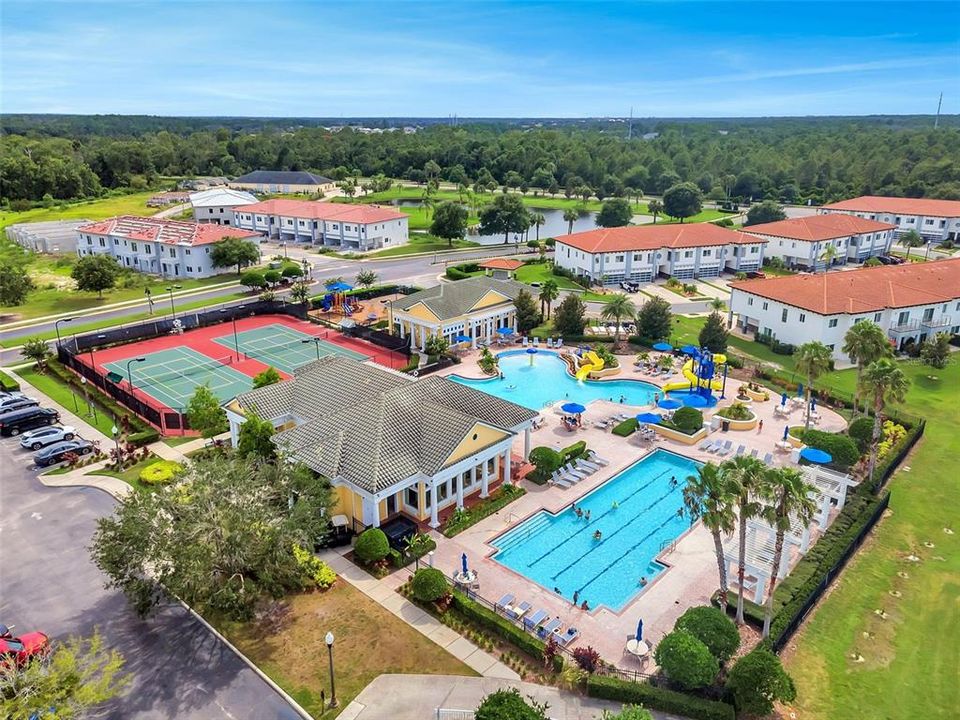 For Sale: $720,000 (3 beds, 3 baths, 2000 Square Feet)