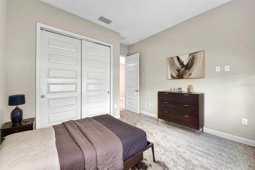 For Sale: $720,000 (3 beds, 3 baths, 2000 Square Feet)