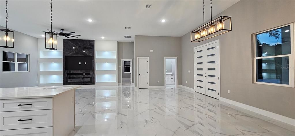 For Sale: $574,900 (4 beds, 2 baths, 2660 Square Feet)