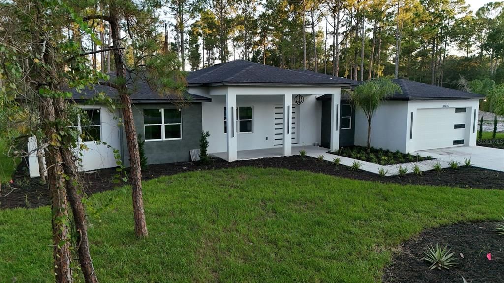 For Sale: $574,900 (4 beds, 2 baths, 2660 Square Feet)