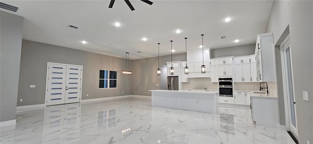 For Sale: $574,900 (4 beds, 2 baths, 2660 Square Feet)