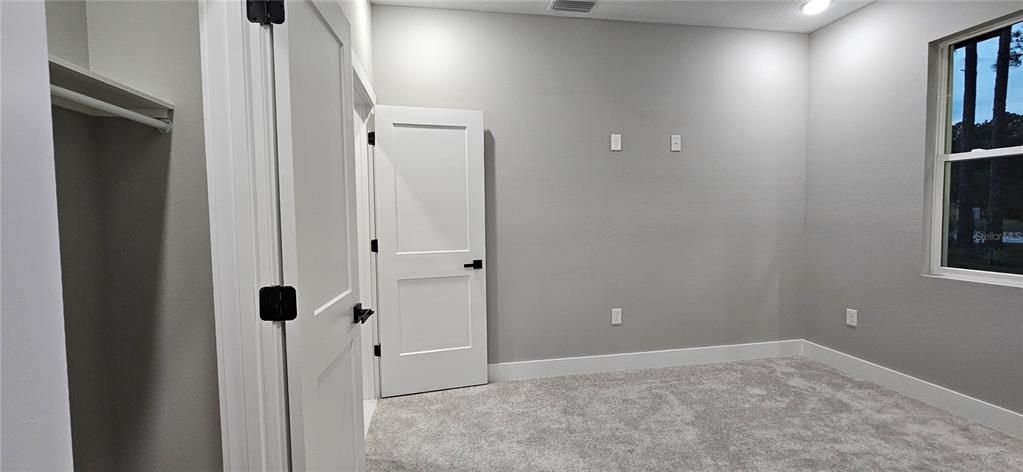 For Sale: $574,900 (4 beds, 2 baths, 2660 Square Feet)