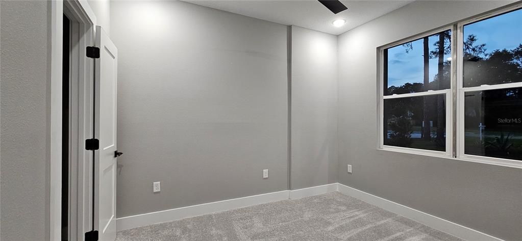 For Sale: $574,900 (4 beds, 2 baths, 2660 Square Feet)