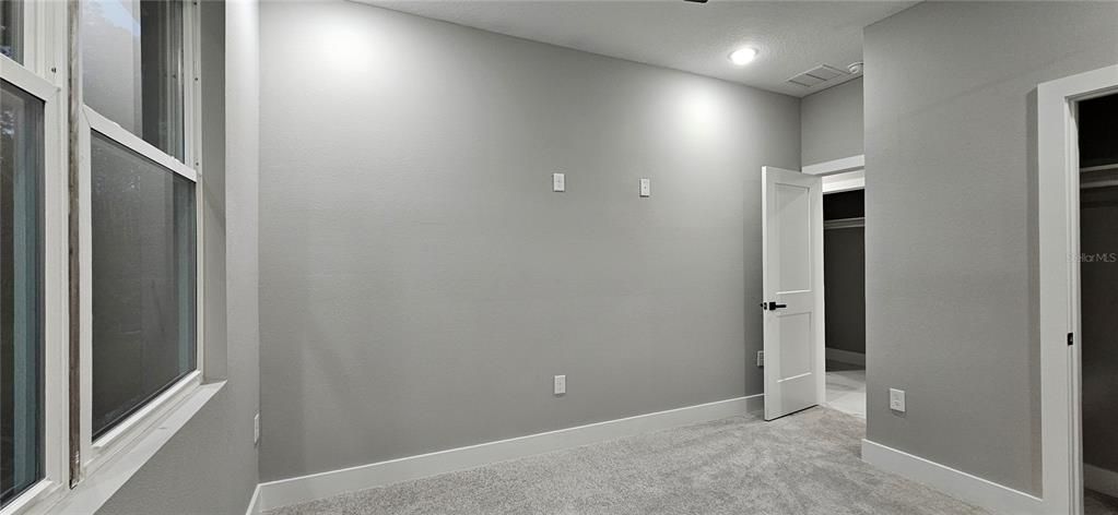 For Sale: $574,900 (4 beds, 2 baths, 2660 Square Feet)