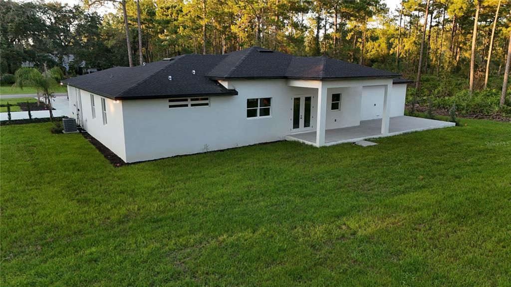 For Sale: $574,900 (4 beds, 2 baths, 2660 Square Feet)