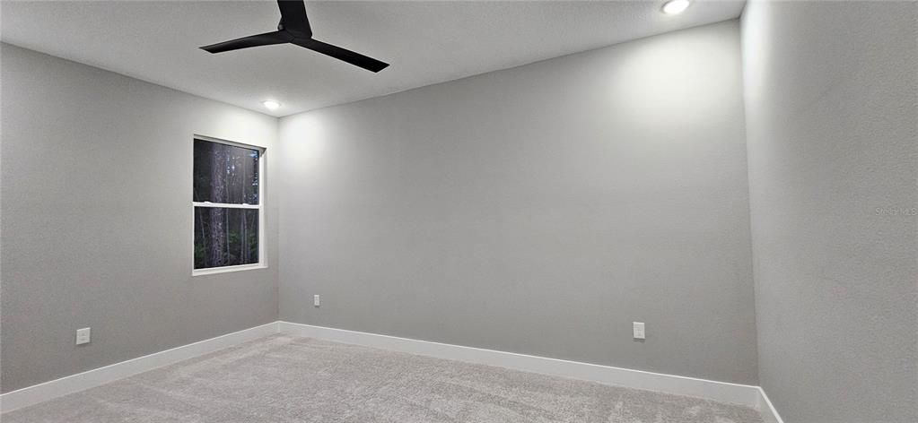 For Sale: $574,900 (4 beds, 2 baths, 2660 Square Feet)