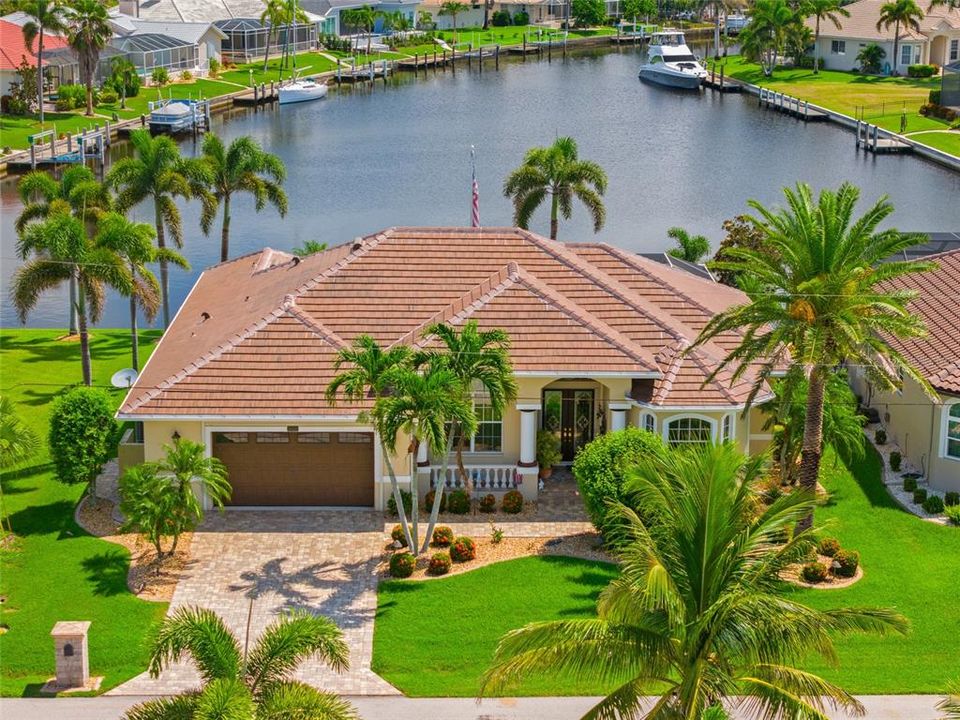 Recently Sold: $685,000 (3 beds, 2 baths, 2277 Square Feet)