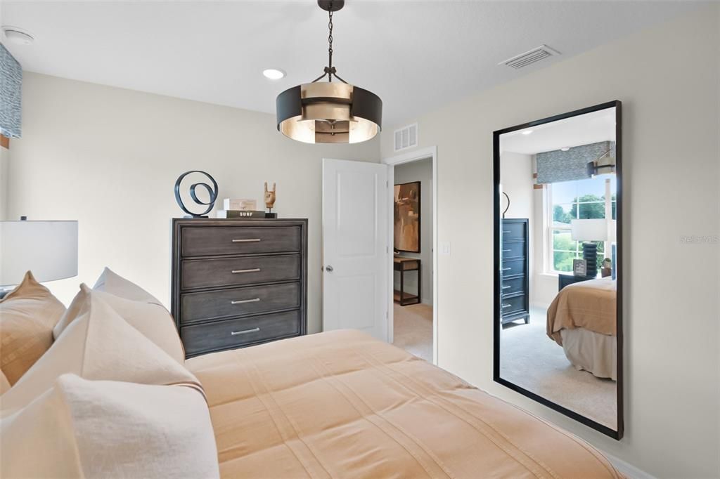 待售: $294,999 (3 贝兹, 2 浴室, 1663 平方英尺)