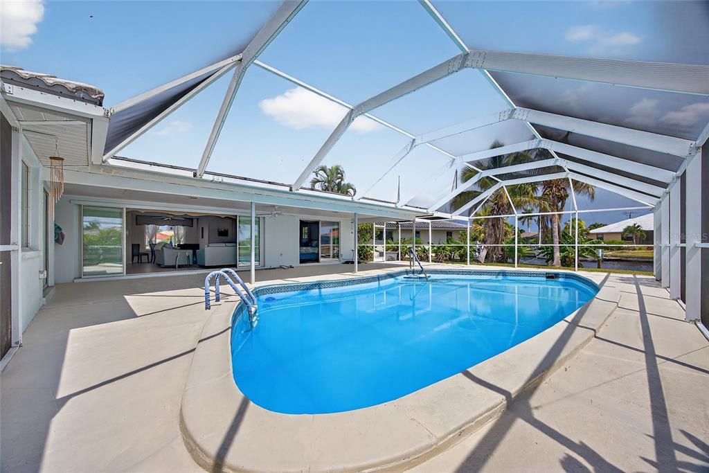 For Sale: $699,000 (2 beds, 2 baths, 1846 Square Feet)