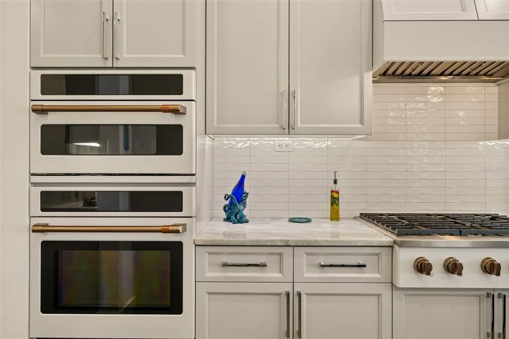 待售: $1,590,000 (3 贝兹, 3 浴室, 2480 平方英尺)