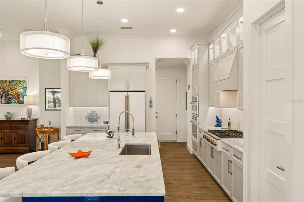 待售: $1,590,000 (3 贝兹, 3 浴室, 2480 平方英尺)