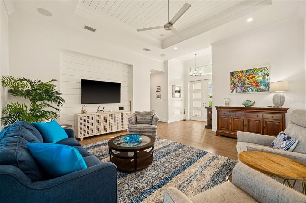 待售: $1,590,000 (3 贝兹, 3 浴室, 2480 平方英尺)