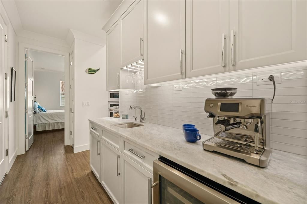 待售: $1,590,000 (3 贝兹, 3 浴室, 2480 平方英尺)