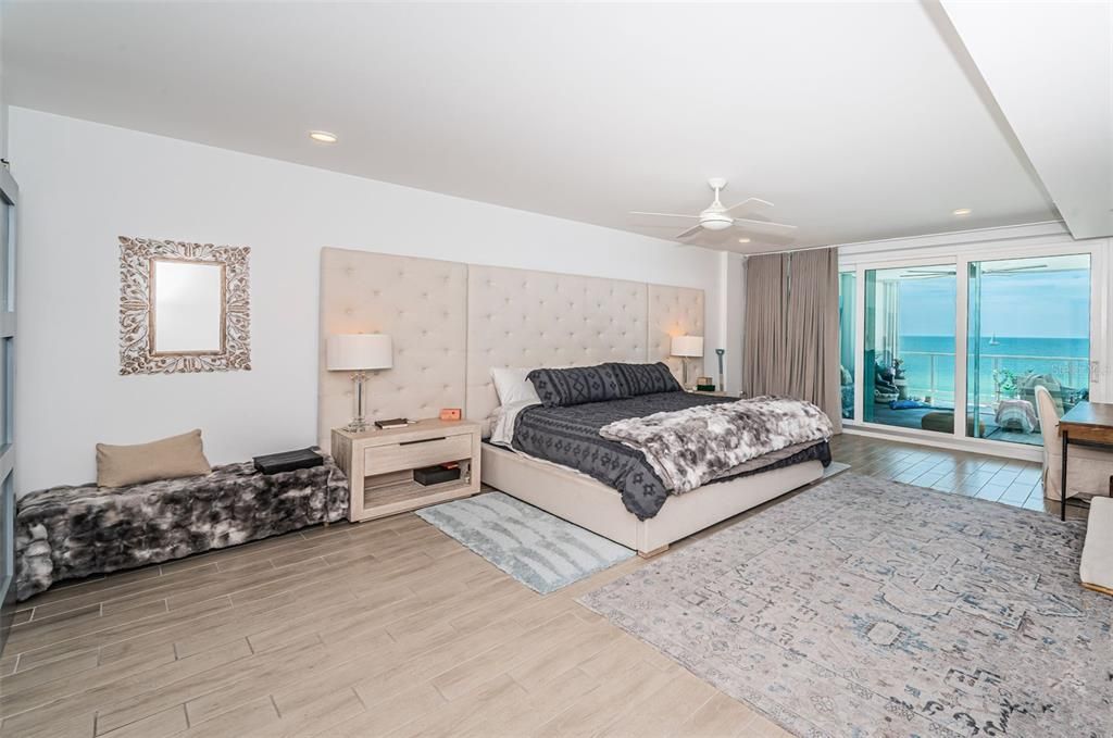 For Sale: $4,350,000 (4 beds, 3 baths, 3620 Square Feet)