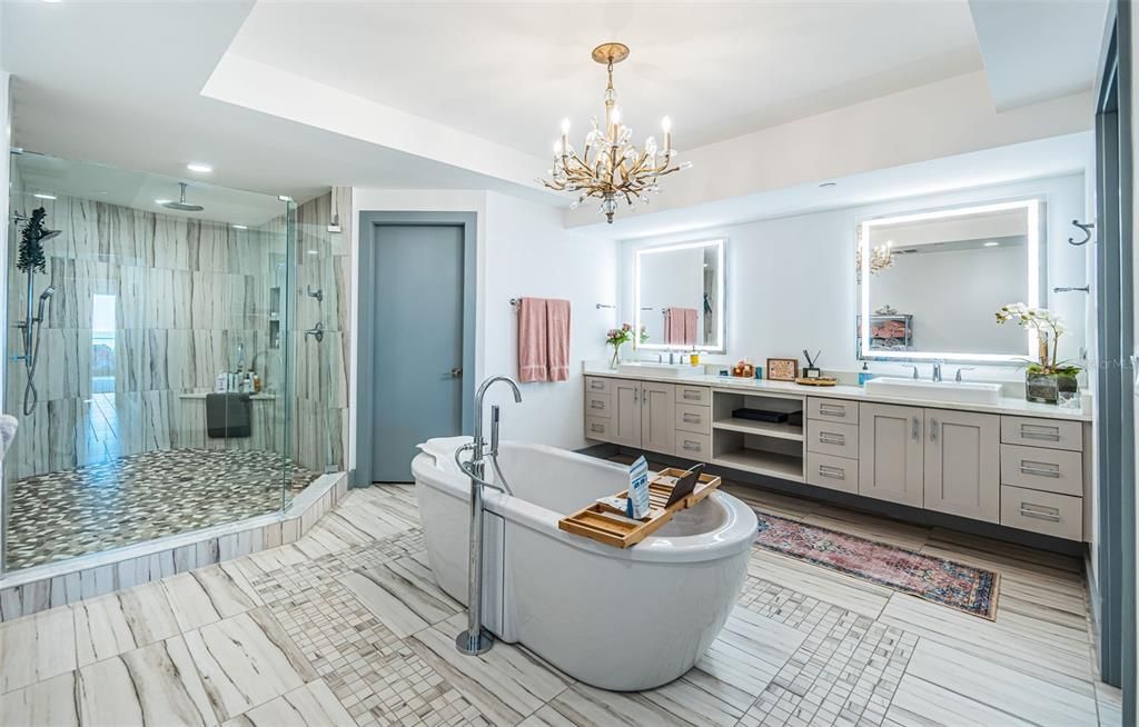 For Sale: $4,350,000 (4 beds, 3 baths, 3620 Square Feet)