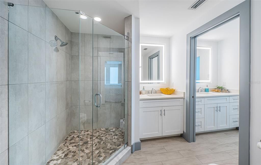 For Sale: $4,350,000 (4 beds, 3 baths, 3620 Square Feet)