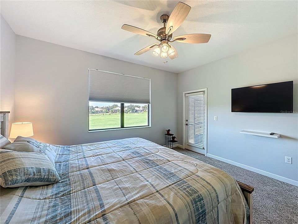 Active With Contract: $240,000 (2 beds, 2 baths, 1409 Square Feet)