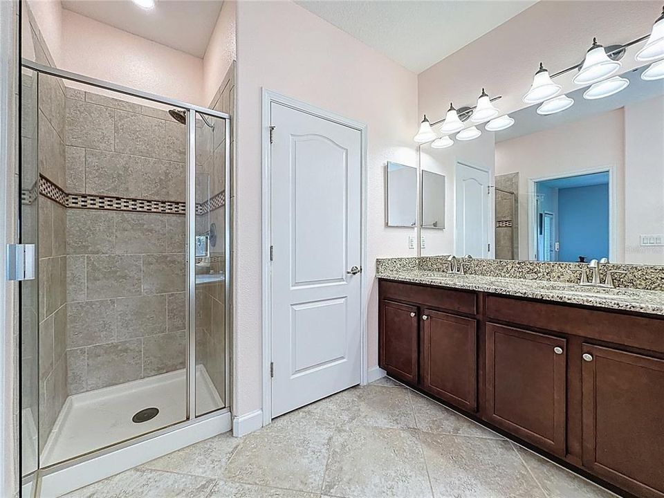 Active With Contract: $240,000 (2 beds, 2 baths, 1409 Square Feet)