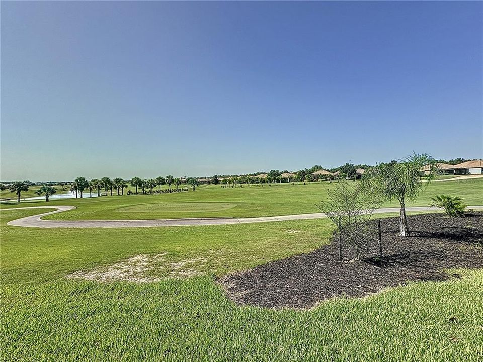 Active With Contract: $240,000 (2 beds, 2 baths, 1409 Square Feet)