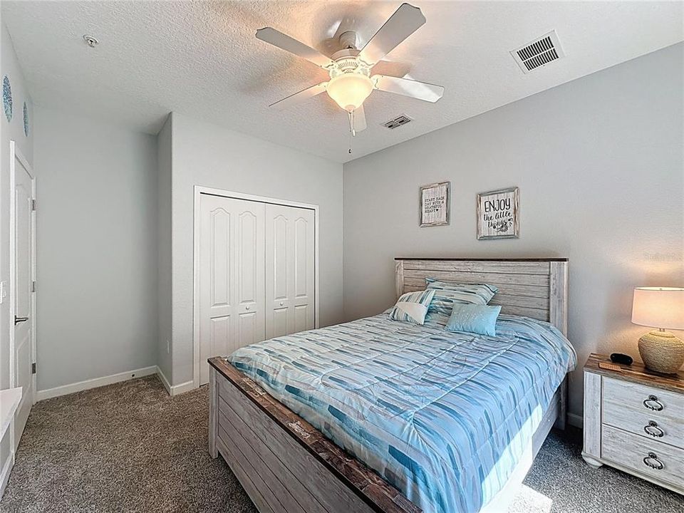 Active With Contract: $240,000 (2 beds, 2 baths, 1409 Square Feet)