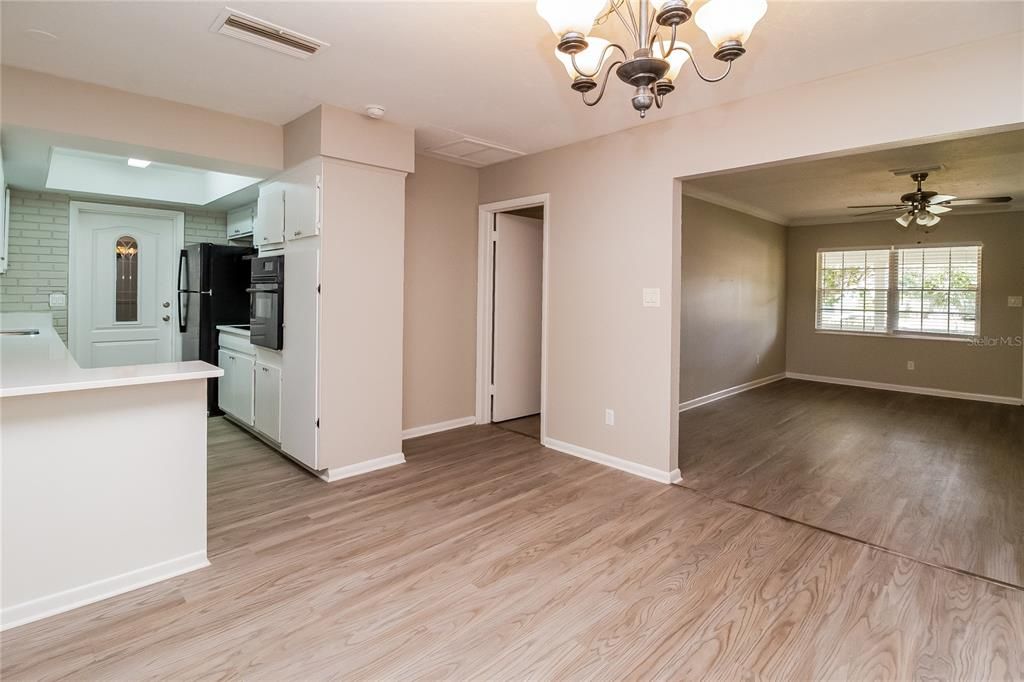 Active With Contract: $2,220 (3 beds, 2 baths, 1560 Square Feet)