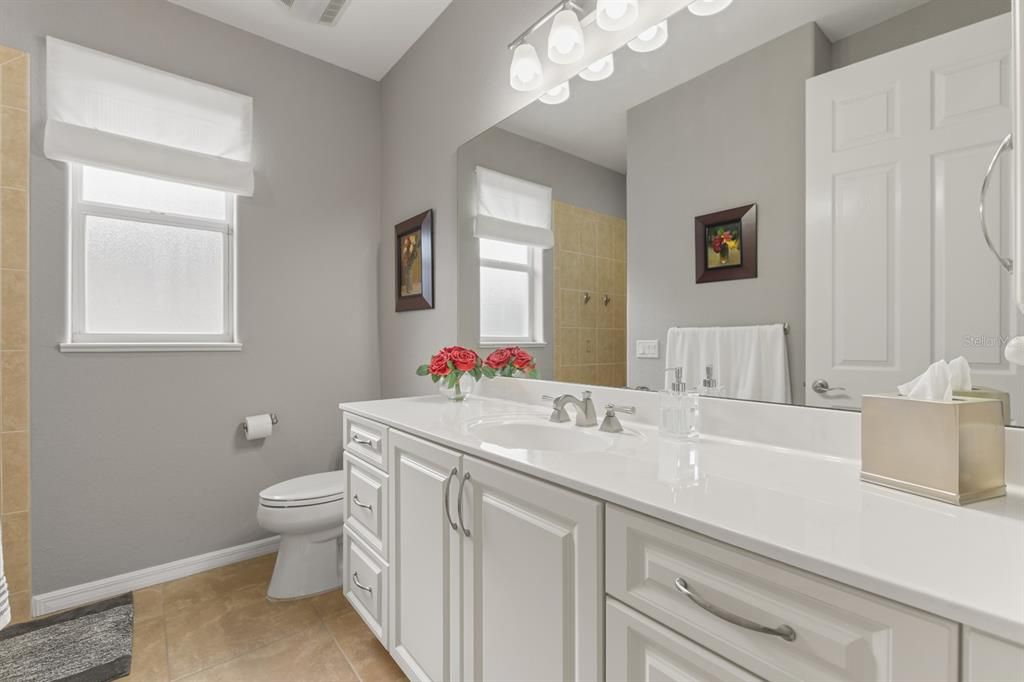 На продажу: $769,000 (3 спален, 2 ванн, 2350 Квадратных фут)