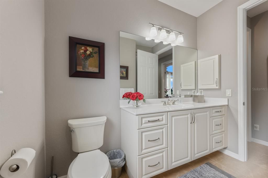 На продажу: $769,000 (3 спален, 2 ванн, 2350 Квадратных фут)