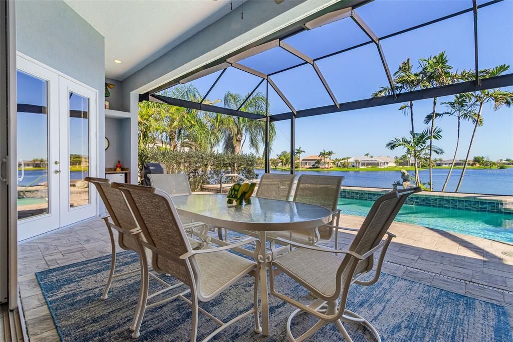 На продажу: $769,000 (3 спален, 2 ванн, 2350 Квадратных фут)