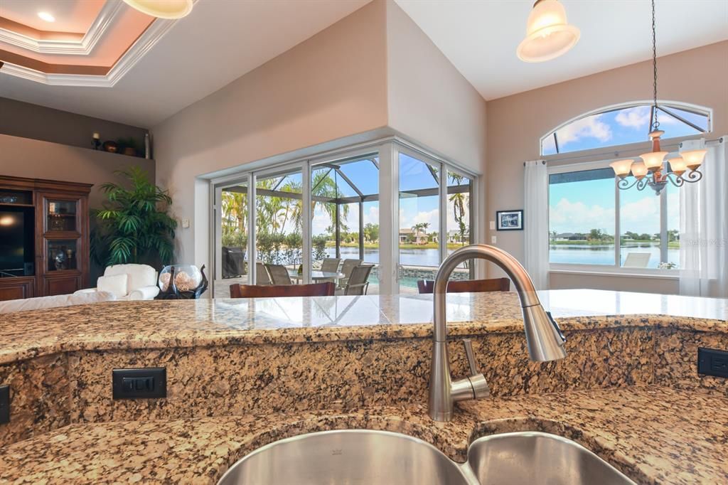 На продажу: $769,000 (3 спален, 2 ванн, 2350 Квадратных фут)