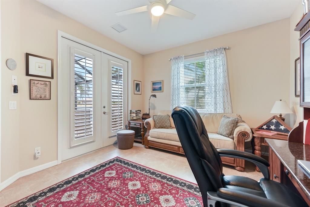 На продажу: $769,000 (3 спален, 2 ванн, 2350 Квадратных фут)