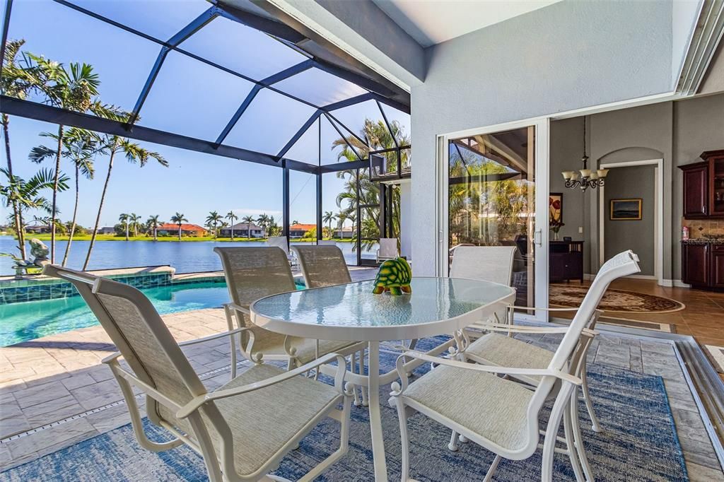 На продажу: $769,000 (3 спален, 2 ванн, 2350 Квадратных фут)