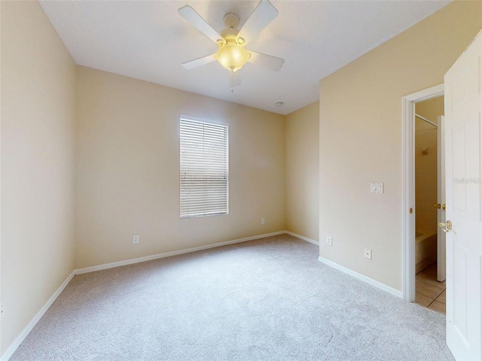 For Sale: $229,900 (4 beds, 3 baths, 1310 Square Feet)