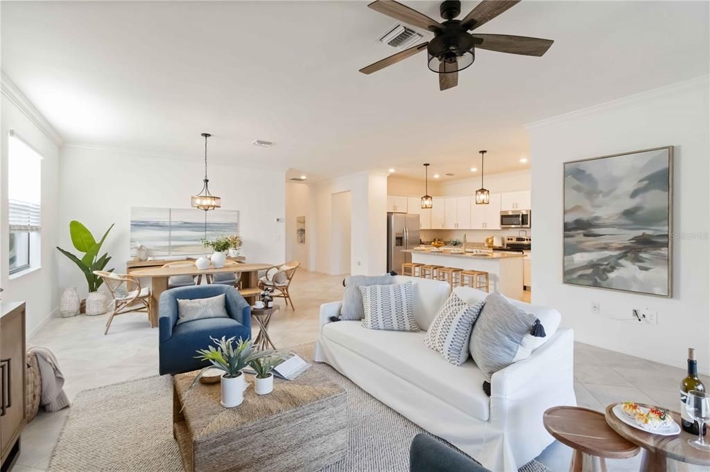 合同活跃: $349,000 (3 贝兹, 3 浴室, 1855 平方英尺)