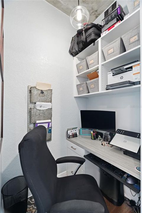 For Sale: $459,000 (2 beds, 2 baths, 1138 Square Feet)