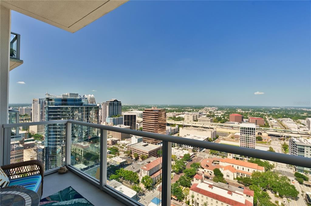 For Sale: $459,000 (2 beds, 2 baths, 1138 Square Feet)