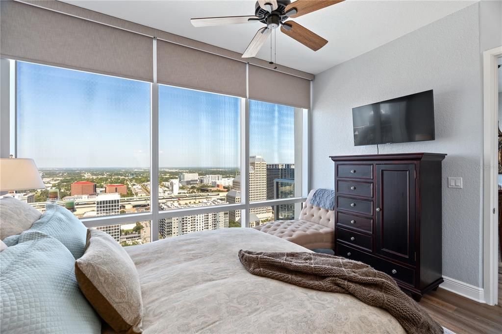 For Sale: $459,000 (2 beds, 2 baths, 1138 Square Feet)