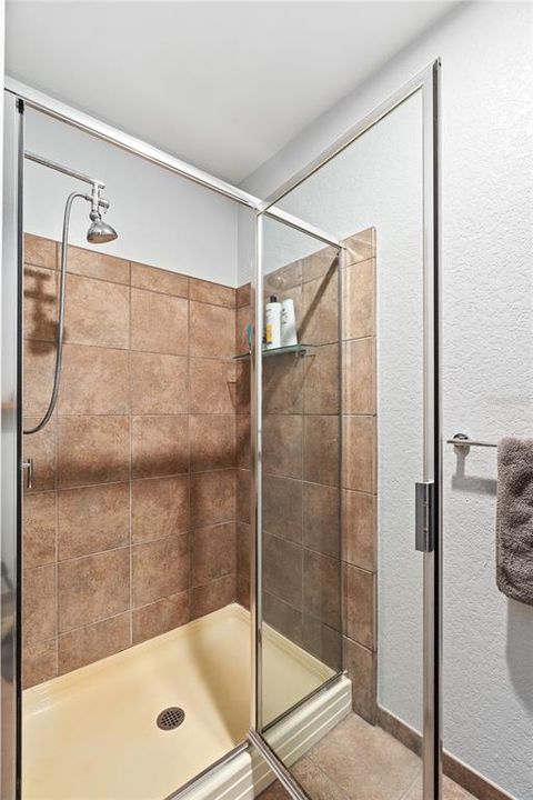 For Sale: $459,000 (2 beds, 2 baths, 1138 Square Feet)