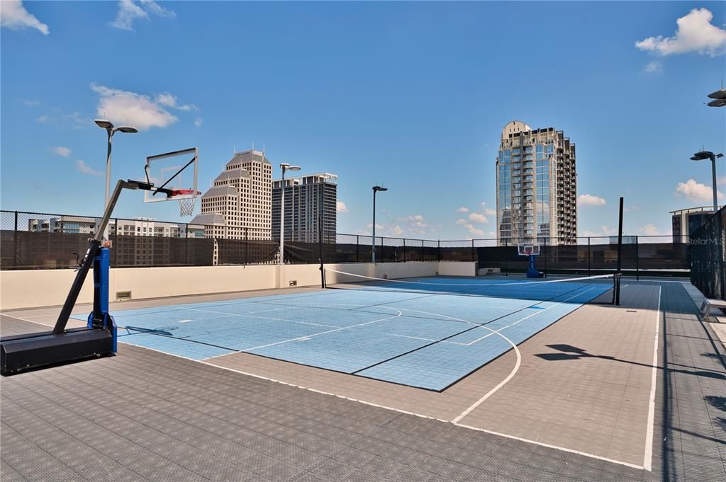 For Sale: $459,000 (2 beds, 2 baths, 1138 Square Feet)