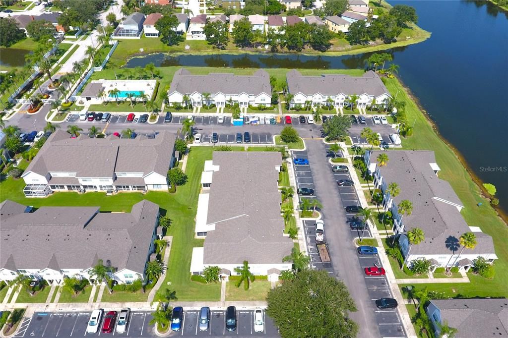 Activo con contrato: $214,900 (3 camas, 2 baños, 1364 Pies cuadrados)