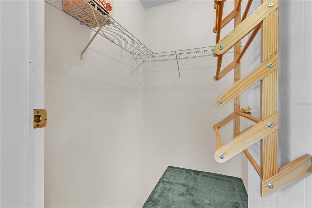 合同活跃: $280,000 (3 贝兹, 2 浴室, 1431 平方英尺)