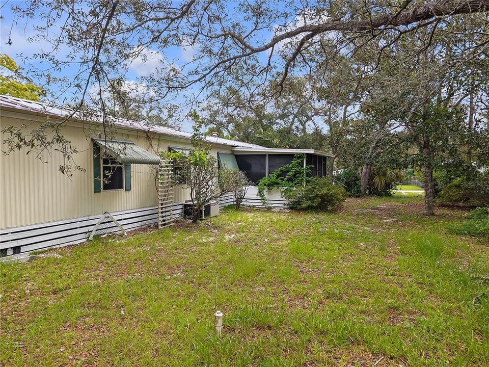 合同活跃: $280,000 (3 贝兹, 2 浴室, 1431 平方英尺)