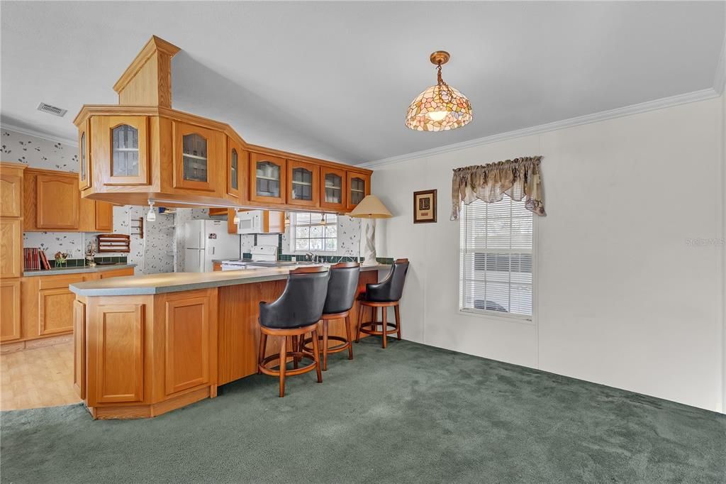 合同活跃: $280,000 (3 贝兹, 2 浴室, 1431 平方英尺)