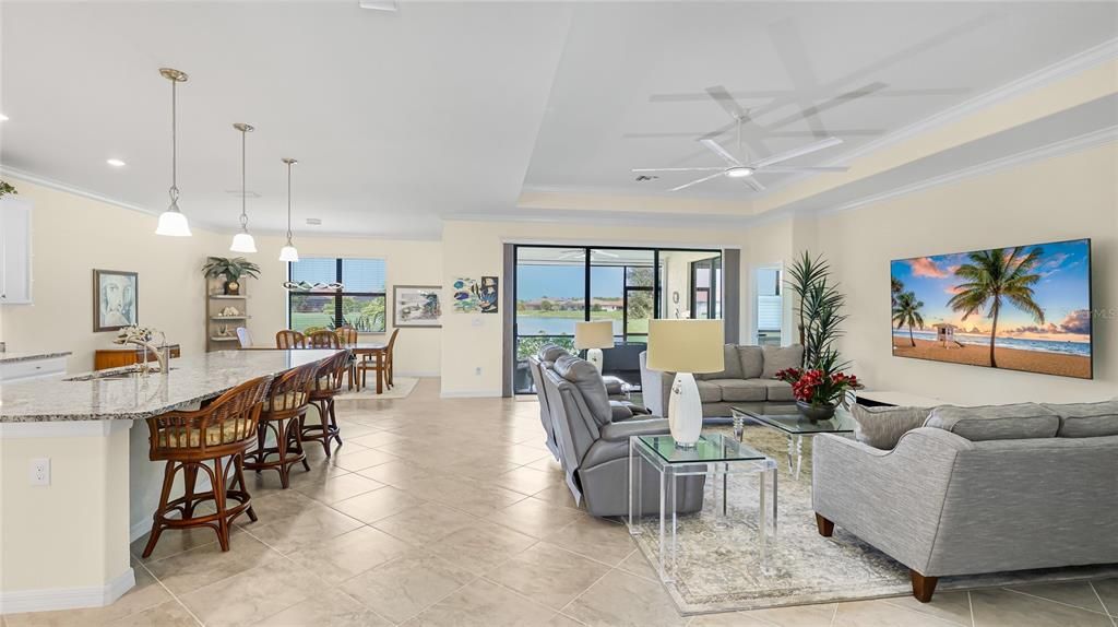 Activo con contrato: $619,000 (4 camas, 3 baños, 2440 Pies cuadrados)