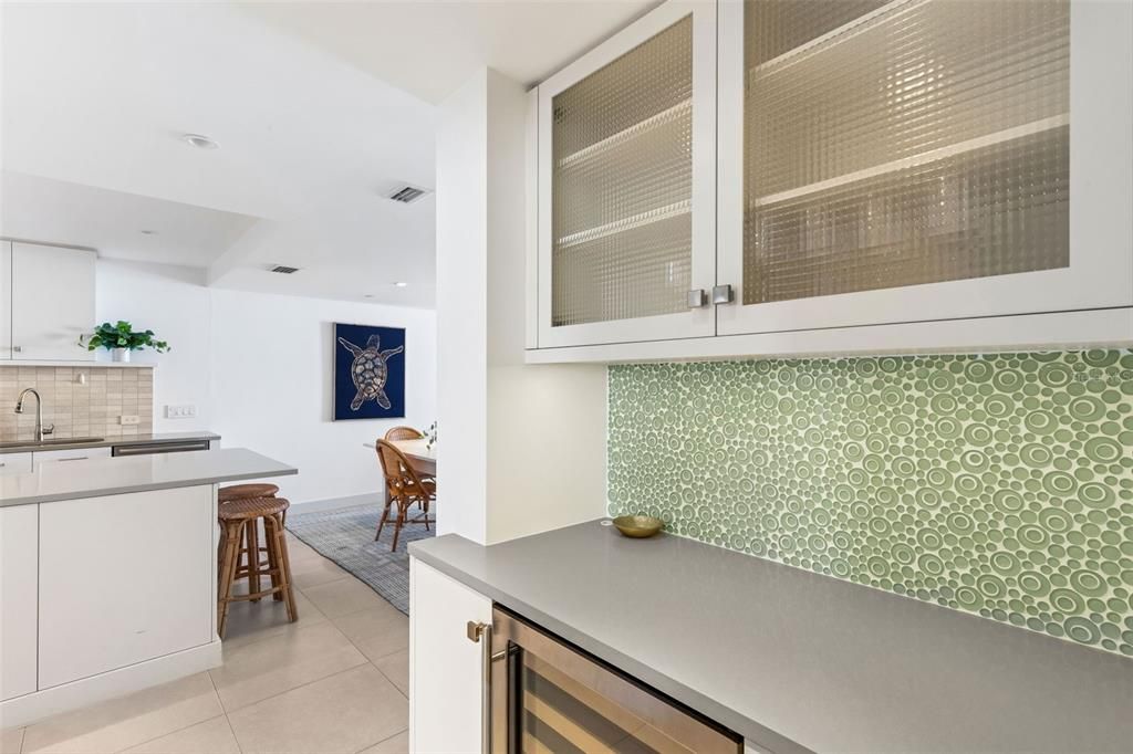 Под контрактом: $1,449,000 (2 спален, 2 ванн, 1503 Квадратных фут)