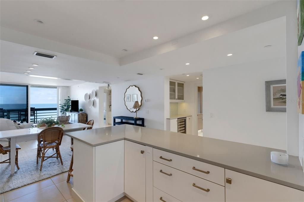 Под контрактом: $1,449,000 (2 спален, 2 ванн, 1503 Квадратных фут)