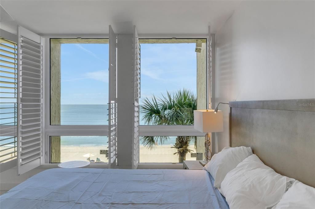 Под контрактом: $1,449,000 (2 спален, 2 ванн, 1503 Квадратных фут)