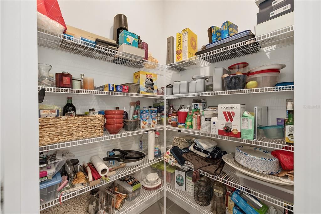 待售: $619,000 (4 贝兹, 3 浴室, 2859 平方英尺)