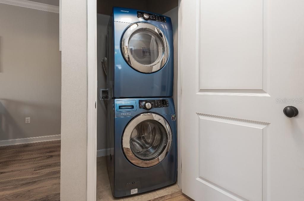 На продажу: $905,000 (4 спален, 3 ванн, 2040 Квадратных фут)