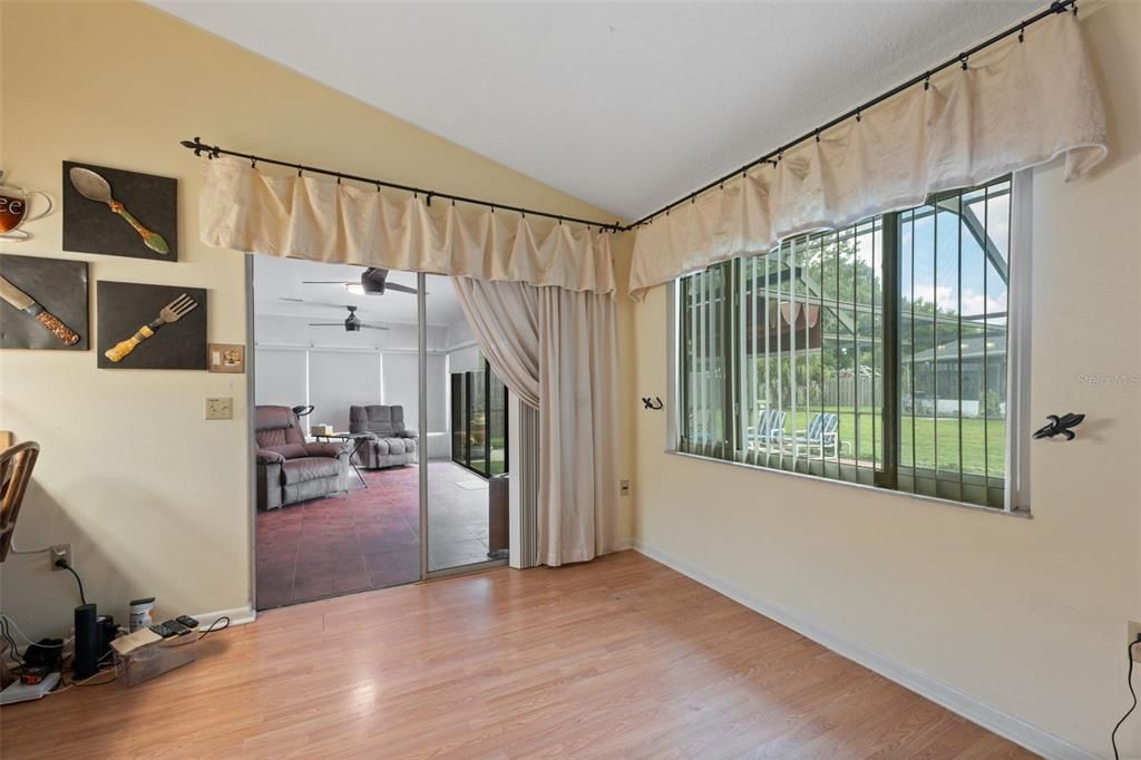 For Sale: $297,500 (2 beds, 2 baths, 1533 Square Feet)