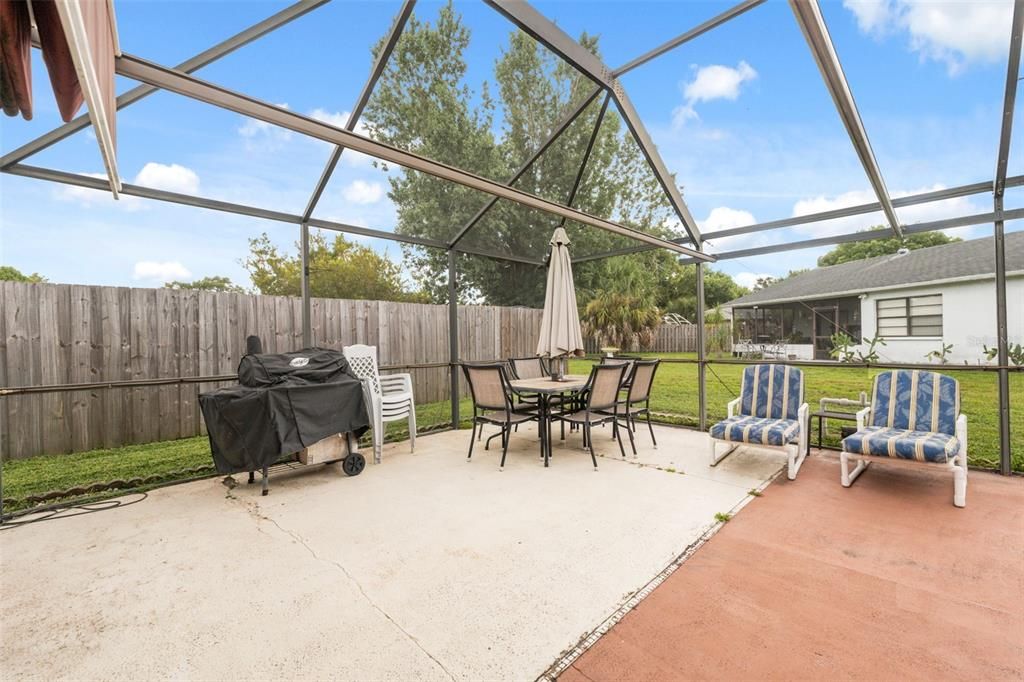 For Sale: $297,500 (2 beds, 2 baths, 1533 Square Feet)